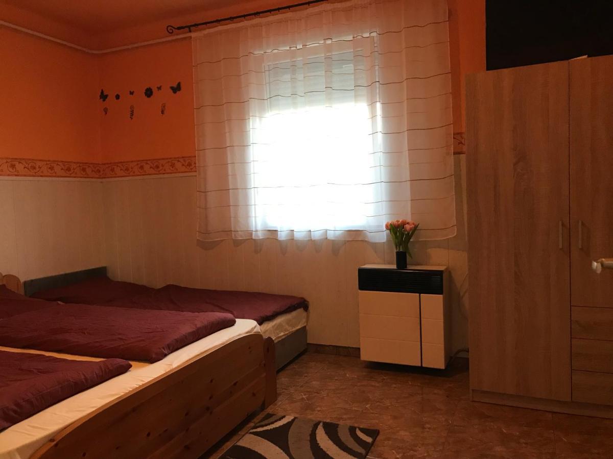 Summer Apartman Apartment Hajduszoboszlo Ngoại thất bức ảnh